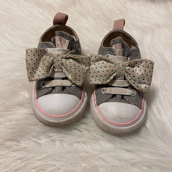 Converse‎ Shoes Infant Girls Size 5 Slip On - Picture 1 of 11